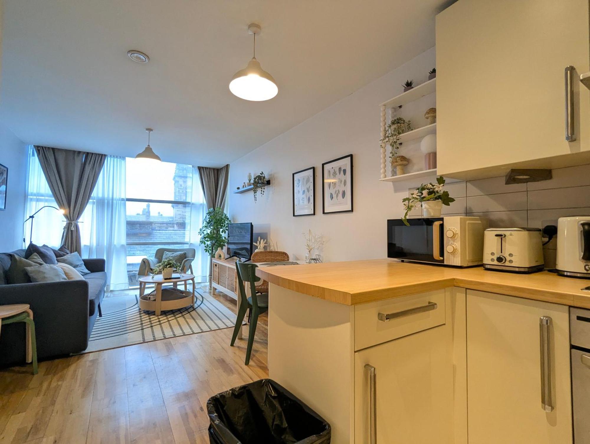 Apartment Centre Morden 1-bedroom Near Dock Liverpool