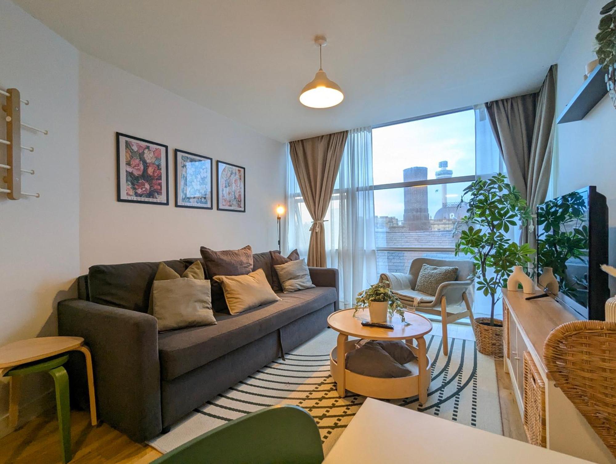 Centre Morden 1-bedroom Near Dock Apartment